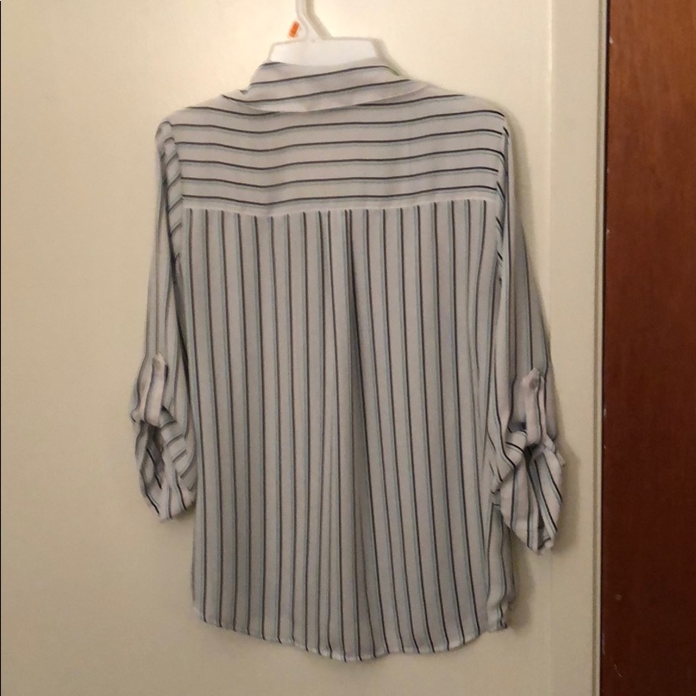 3/4 sleeve button down polyester top - Picture 2 of 5